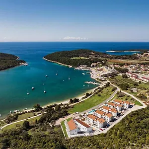 https://luton.in-istria.net